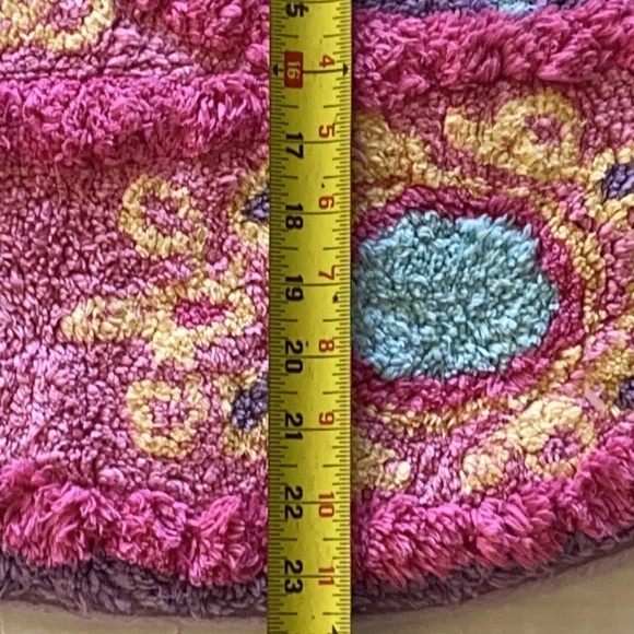 DYR 30” x 23.5” Princess Carriage Colorful Pastel Rug Machine Washable Like New - Picture 3 of 6